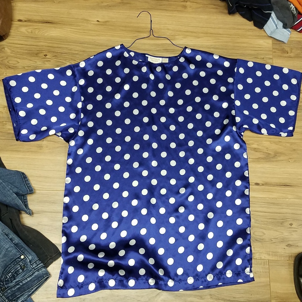 Vintage Victoria's Secret nightgown 5for25